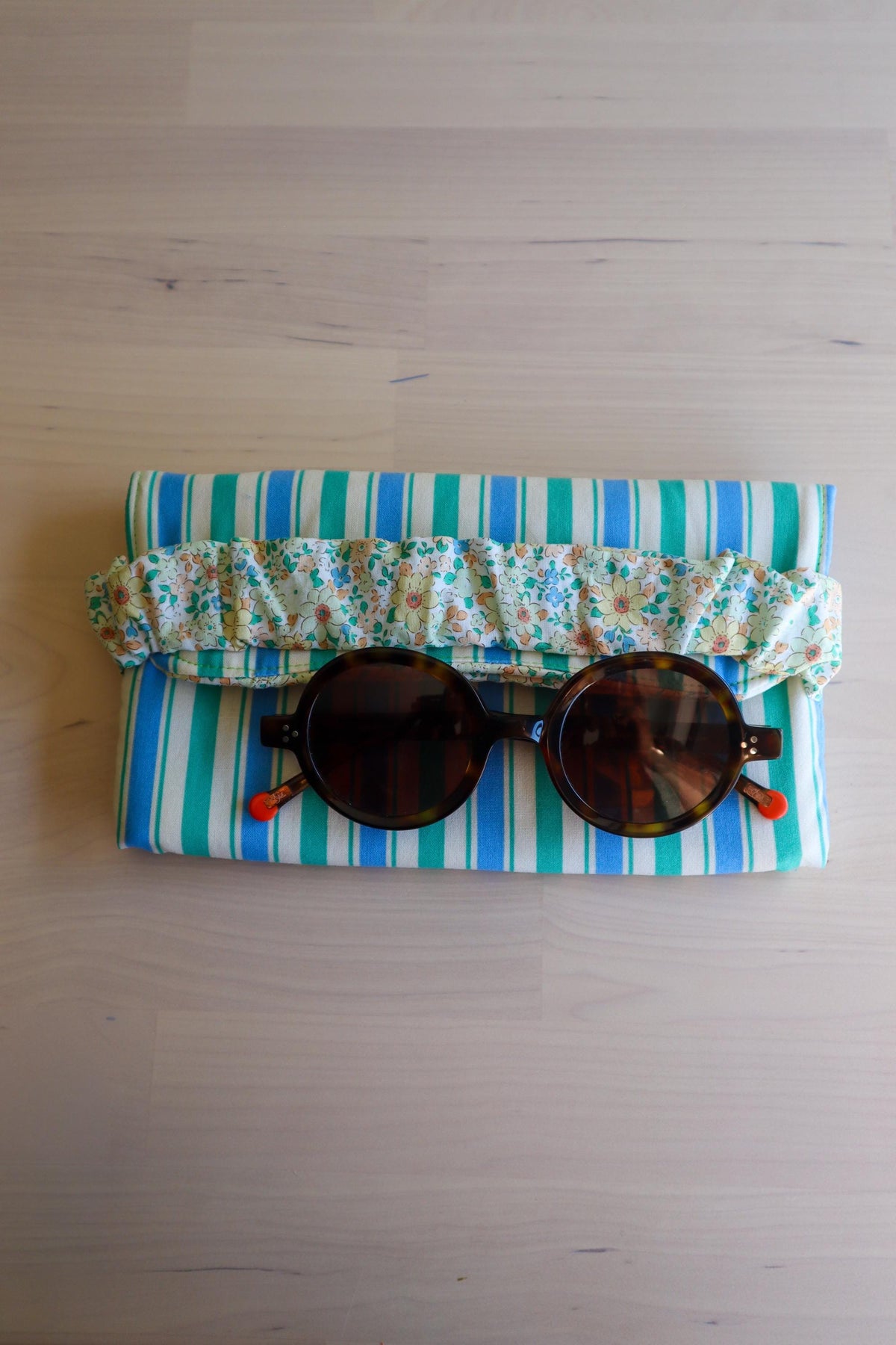 Étui à lunettes cadeau original