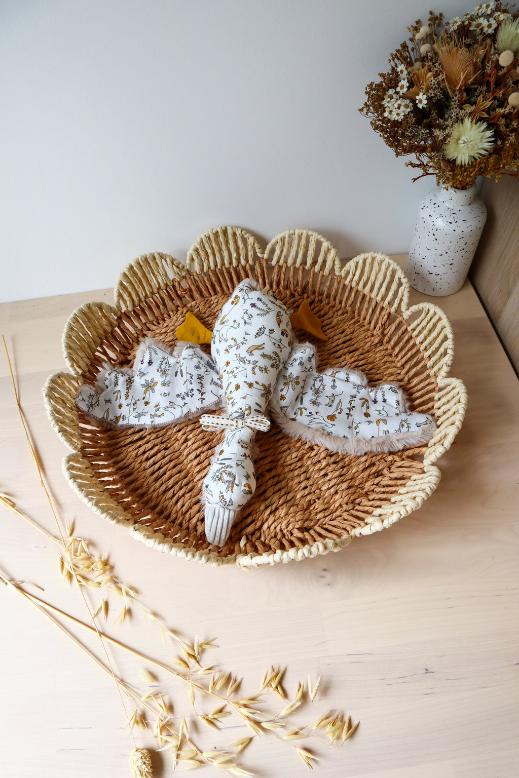 Doudou oie idée de cadeau de naissance pour bébé