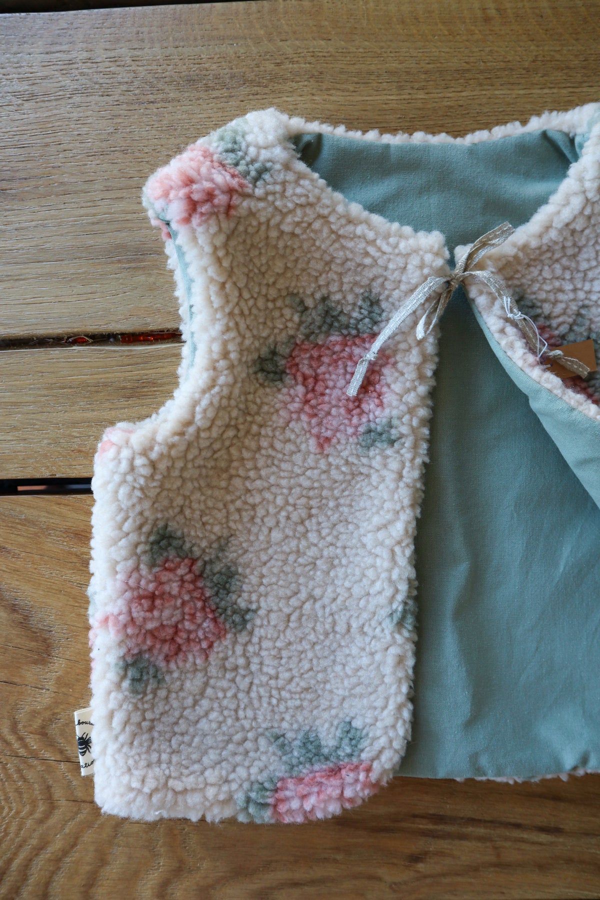 Gilet de berger bébé & enfant réversible – Fourrure à motifs fleuris