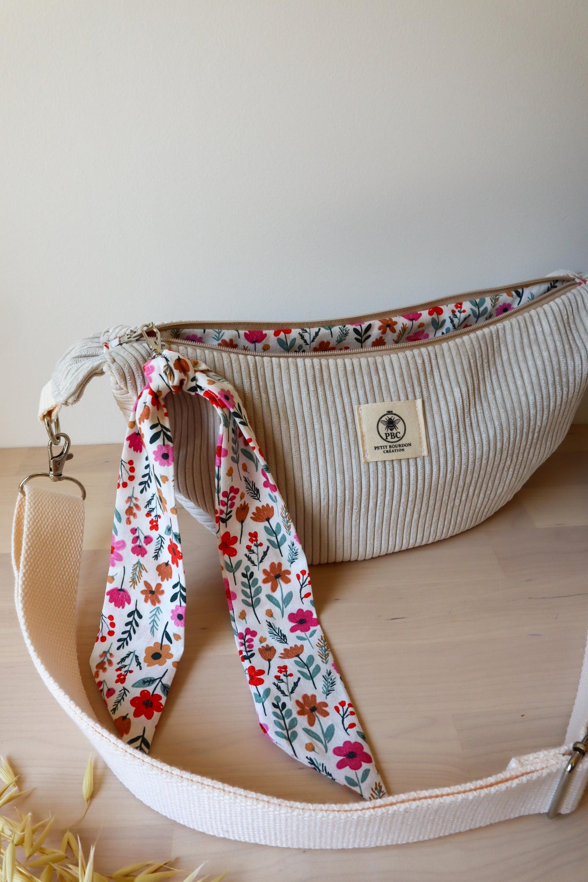 Sac bandoulière artisanal en tissu