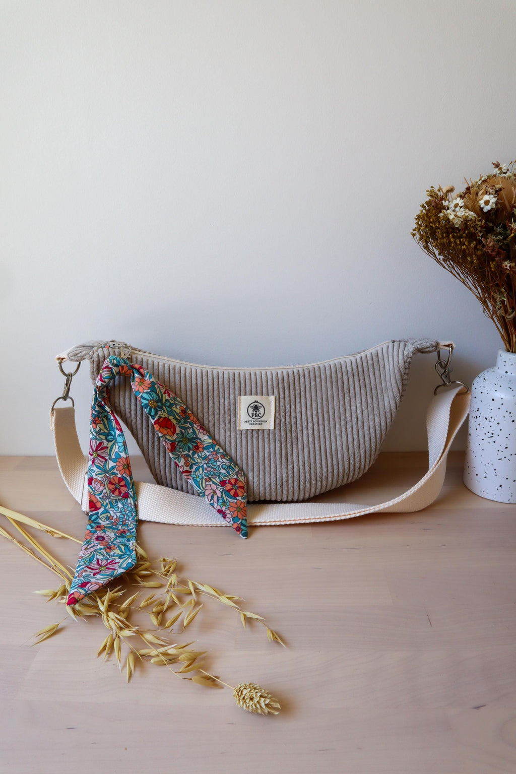 Sac demi-lune cadeau femme fait main
