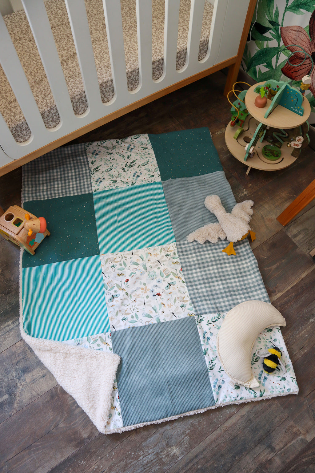 Tapis d'éveil motricité libre bébé