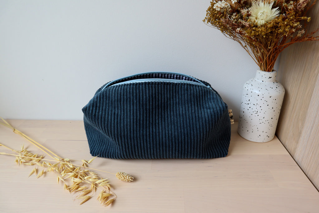 Trousse de toilette indispensable voyage